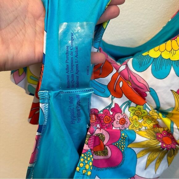 Trina Turk NWT Fontaine Off The Shoulder Ruffle Floral One Piece Swimsuit - Picture 6 of 7